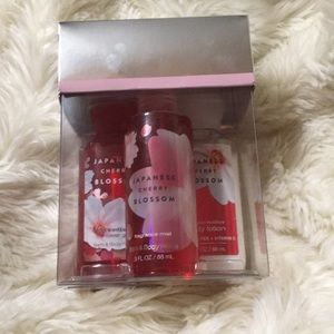 Brand new B&BW Japanese cherry blossom